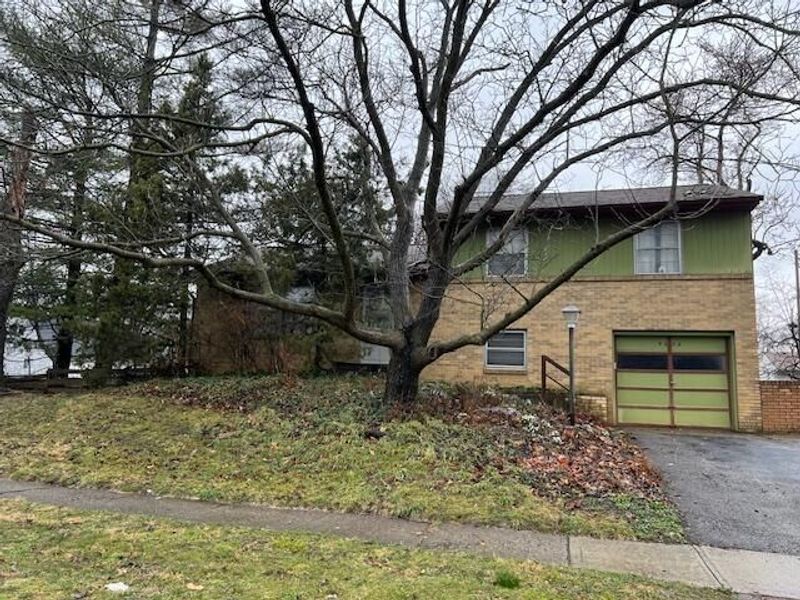 4636 Dundee Avenue, Columbus, OH 43227 Photo 1