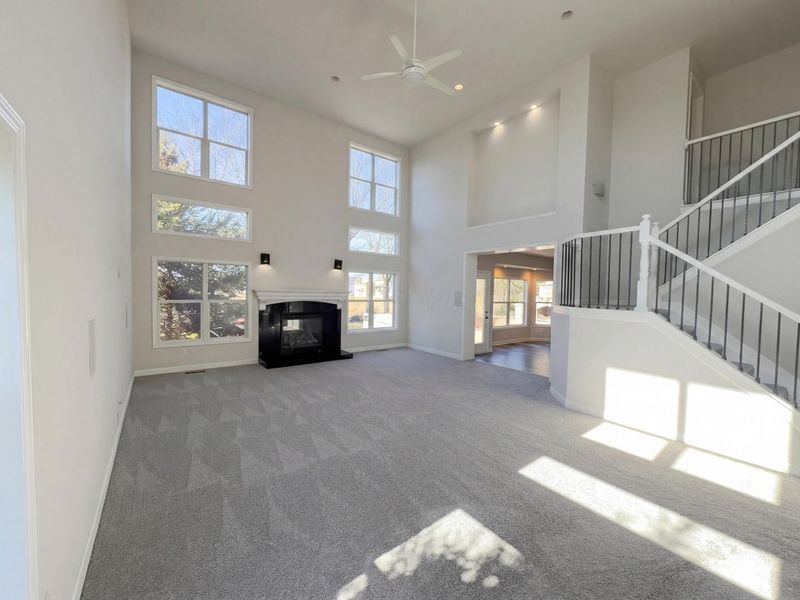 8189 Shady Maple Drive, Canal Winchester, OH 43110 Photo 3