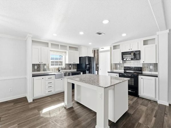 14712 Nantucket RD , NORTH FORT MYERS, FL 33917