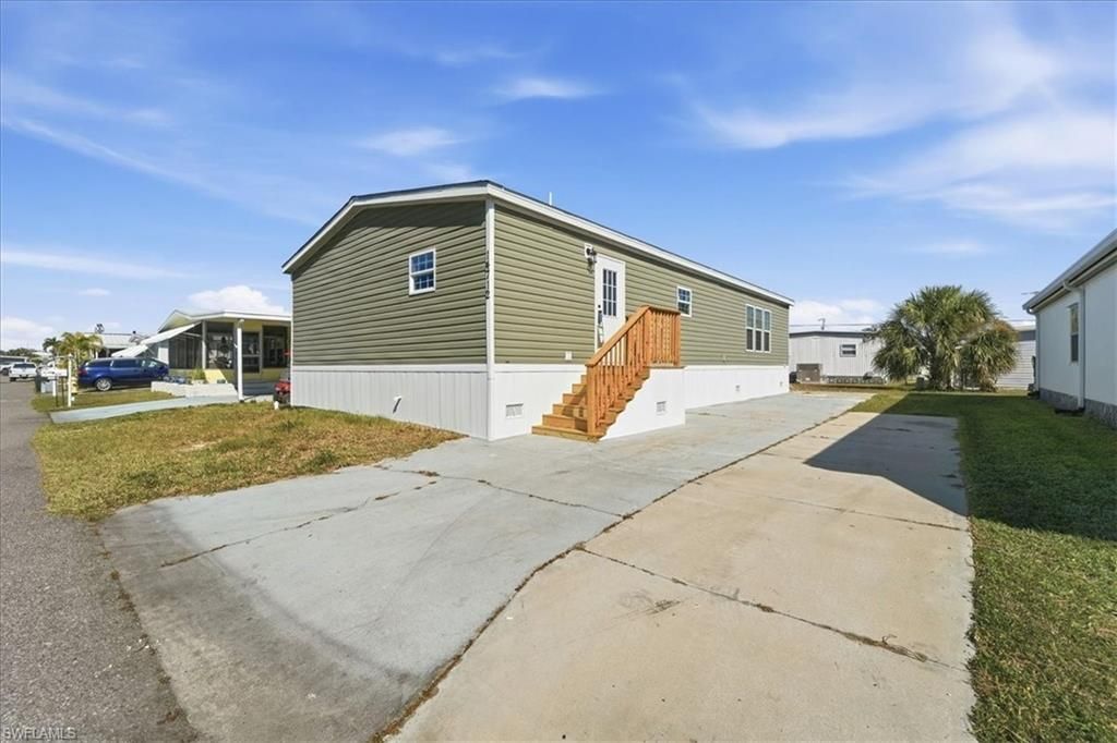 14712 Nantucket Rd, North Fort Myers, FL 33917 Photo