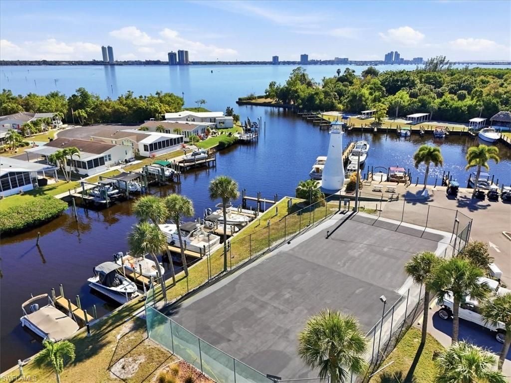 14712 Nantucket Rd, North Fort Myers, FL 33917 Photo