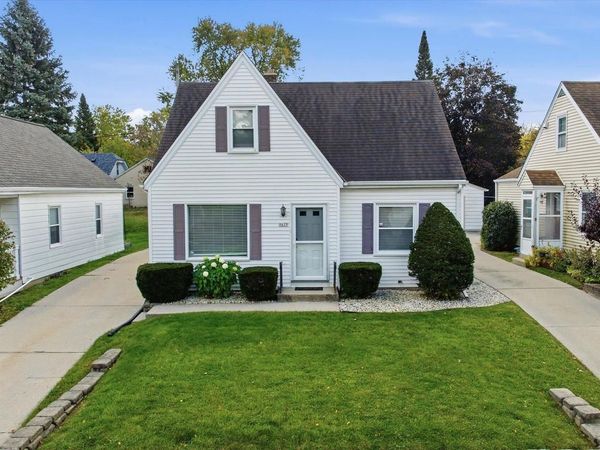 7637 Eagle STREET, Wauwatosa, WI 53213