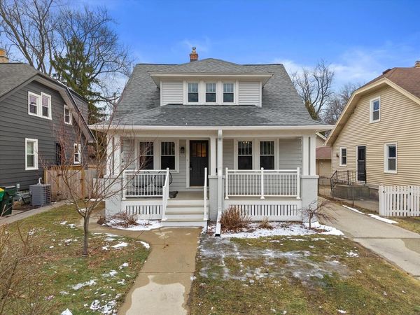 2005 E Beverly ROAD, Shorewood, WI 53211