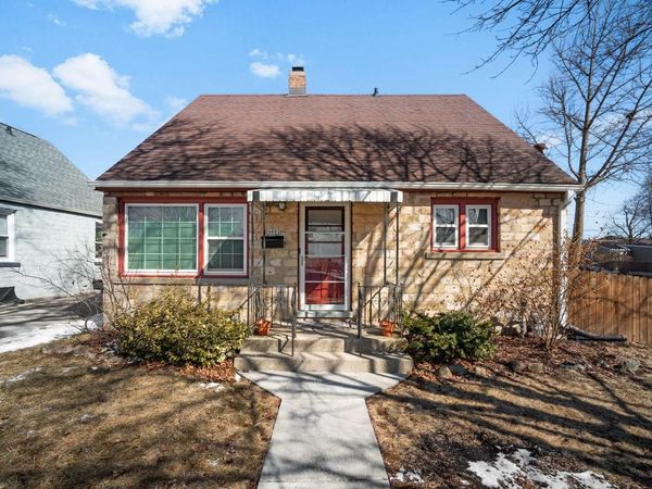 4602 W Sumac PLACE, Milwaukee, WI 53219