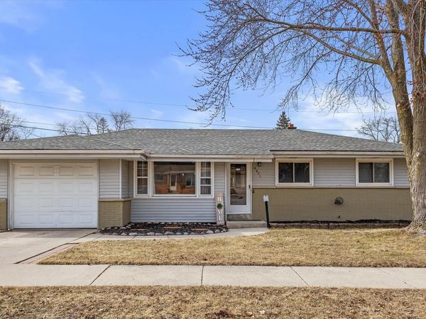 4871 N 108th STREET, Milwaukee, WI 53225