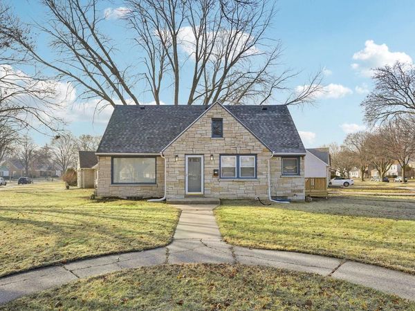 3880 N 58th BOULEVARD, Milwaukee, WI 53216