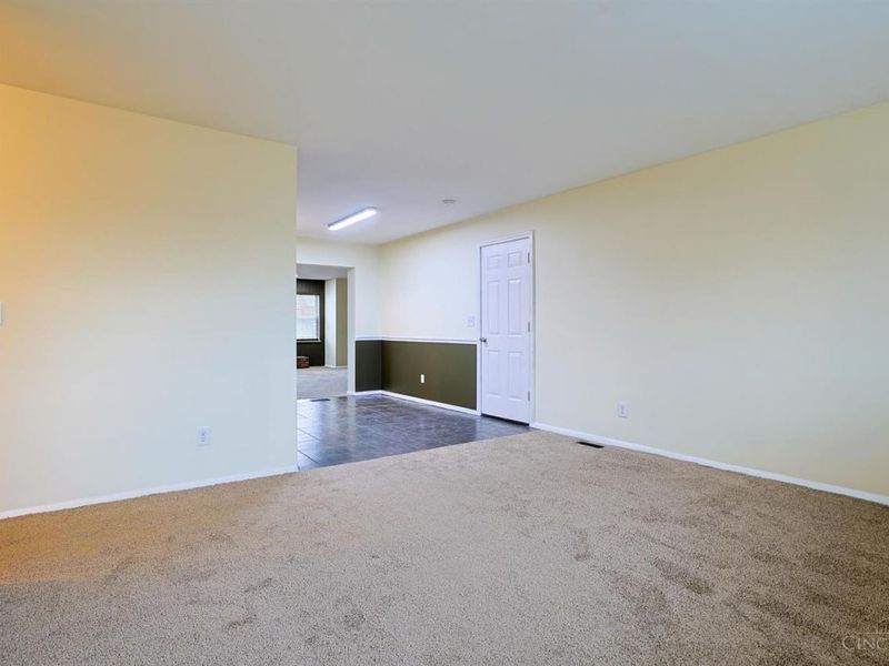 10086 Windswept Lane, Colerain Township, OH 45251 Photo 5