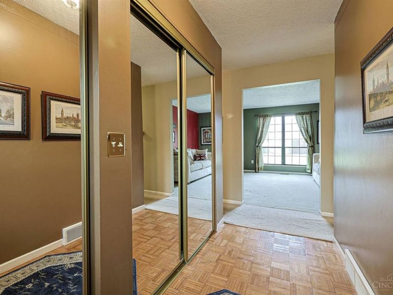 2700 Broshear Drive, Millville, OH 45013 Photo 4