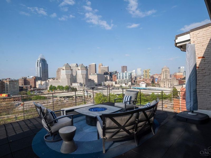 502 Baum Street, Cincinnati, OH 45202 Photo 2