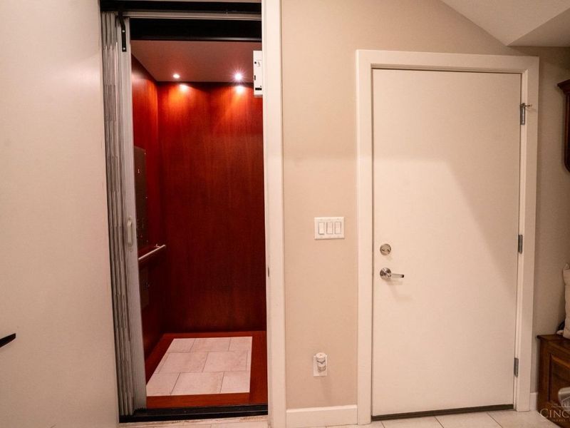 502 Baum Street, Cincinnati, OH 45202 Photo 27