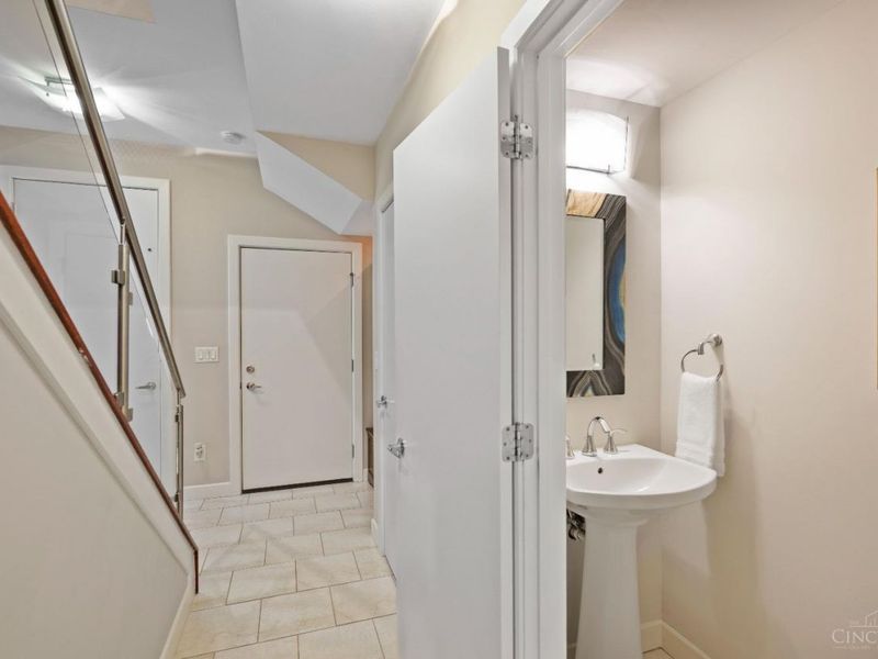 502 Baum Street, Cincinnati, OH 45202 Photo 38