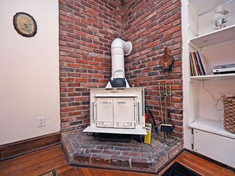 2240 Ravine Street, Cincinnati, OH 45219 Photo 7