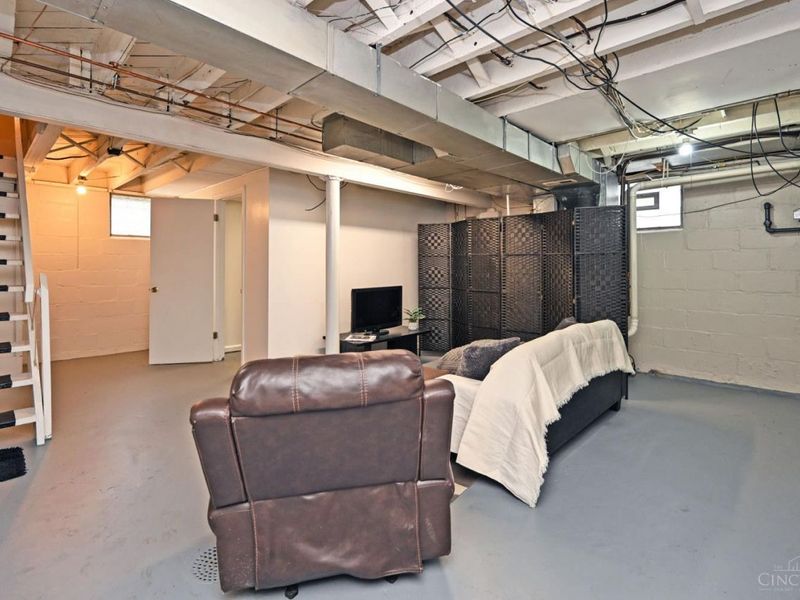 5630 Eula Avenue, Green Township, OH 45248 Photo 21