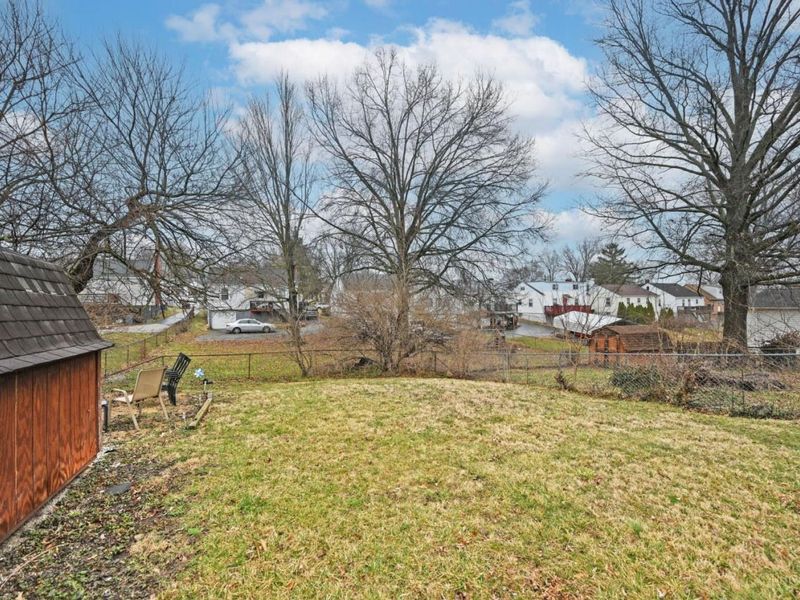 5630 Eula Avenue, Green Township, OH 45248 Photo 32