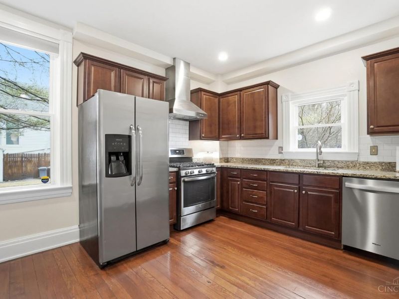 4085 Walton Creek Road, Columbia Twp, OH 45227 Photo 12