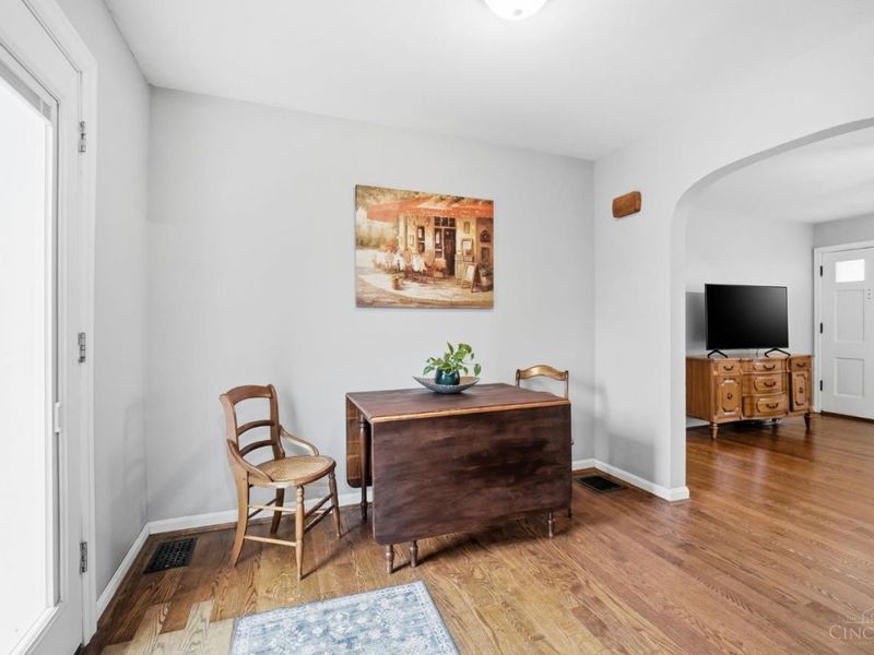 7837 Moss Court, Deer Park, OH 45236 Photo 13