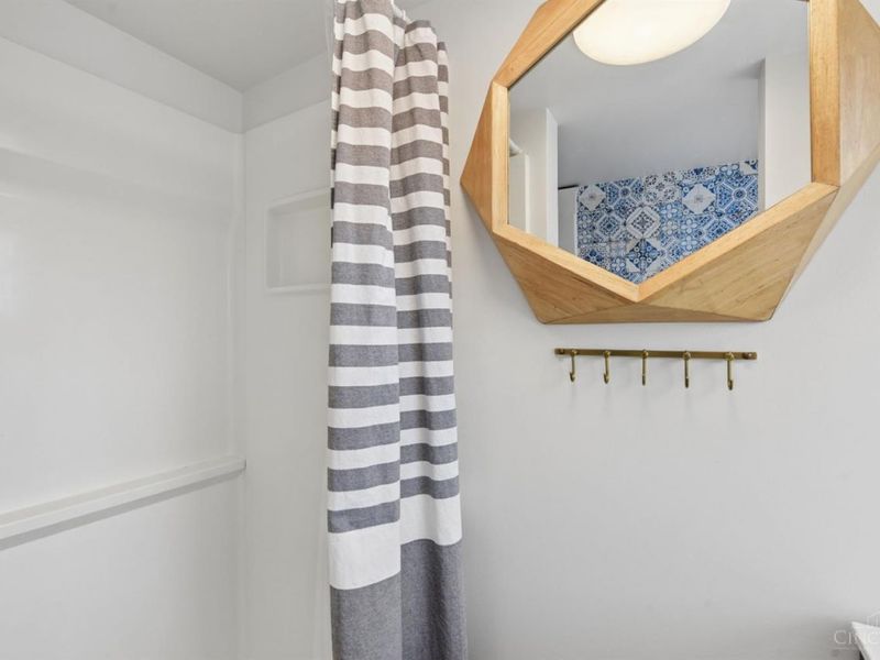 3327 Brotherton Road, Cincinnati, OH 45209 Photo 26