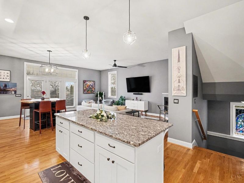 2734 Cleinview Avenue, Cincinnati, OH 45206 Photo 10