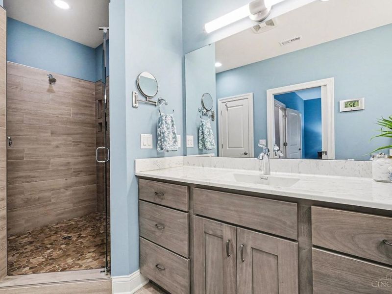 2734 Cleinview Avenue, Cincinnati, OH 45206 Photo 22