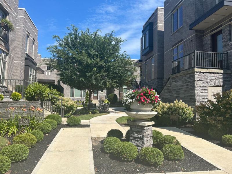 2734 Cleinview Avenue, Cincinnati, OH 45206 Photo 28