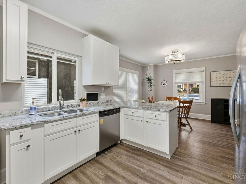 2805 Lawndale Avenue, Cincinnati, OH 45212 Photo 10