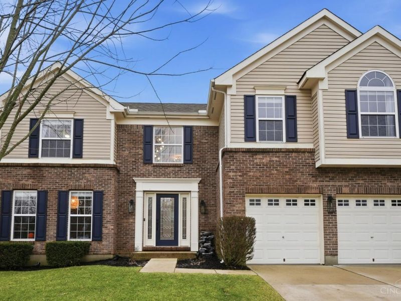 1327 Chelsea Court, Hamilton Twp, OH 45152 Photo 3