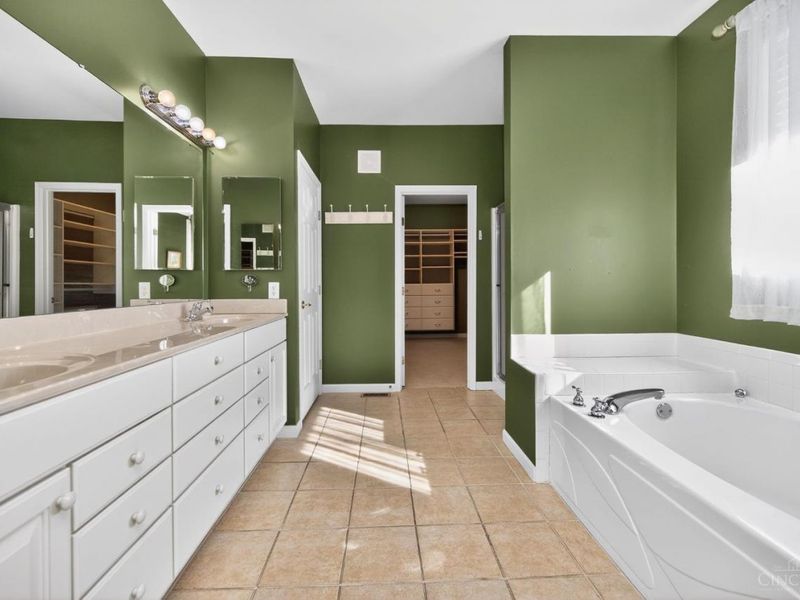 6299 Stoney Hollow Court, Hamilton Twp, OH 45039 Photo 17