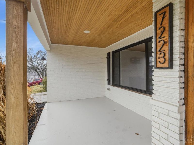 7223 Longfield Drive, Madeira, OH 45243 Photo 3