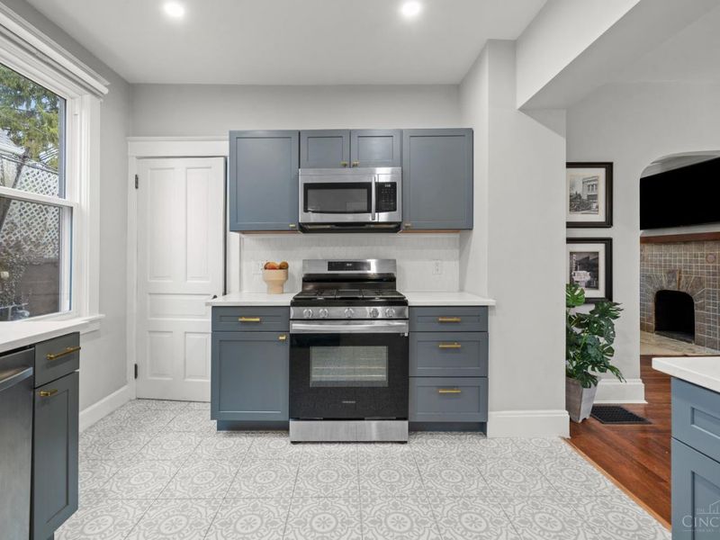 3127 Penrose Place, Cincinnati, OH 45211 Photo 16