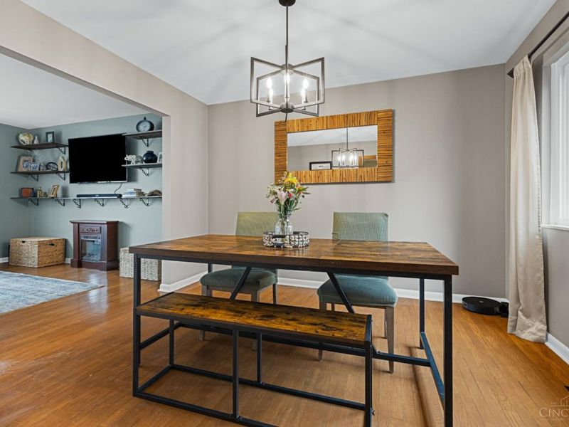 1662 Hilltree Drive, Anderson Twp, OH 45255 Photo 10