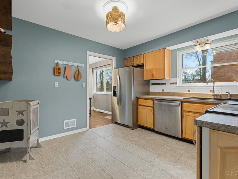 1662 Hilltree Drive, Anderson Twp, OH 45255 Photo 13