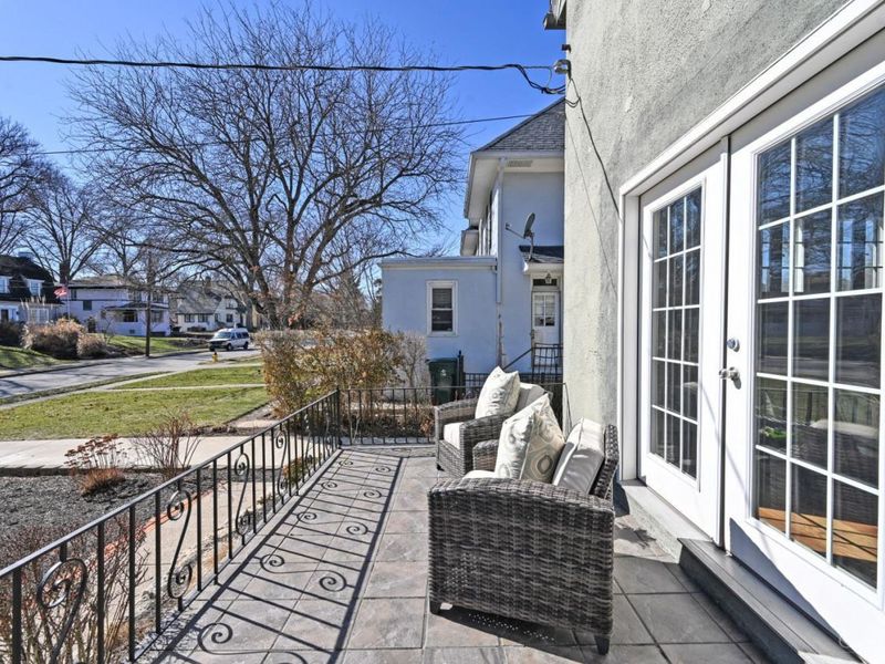 1284 Paddock Hills Avenue, Cincinnati, OH 45229 Photo 12