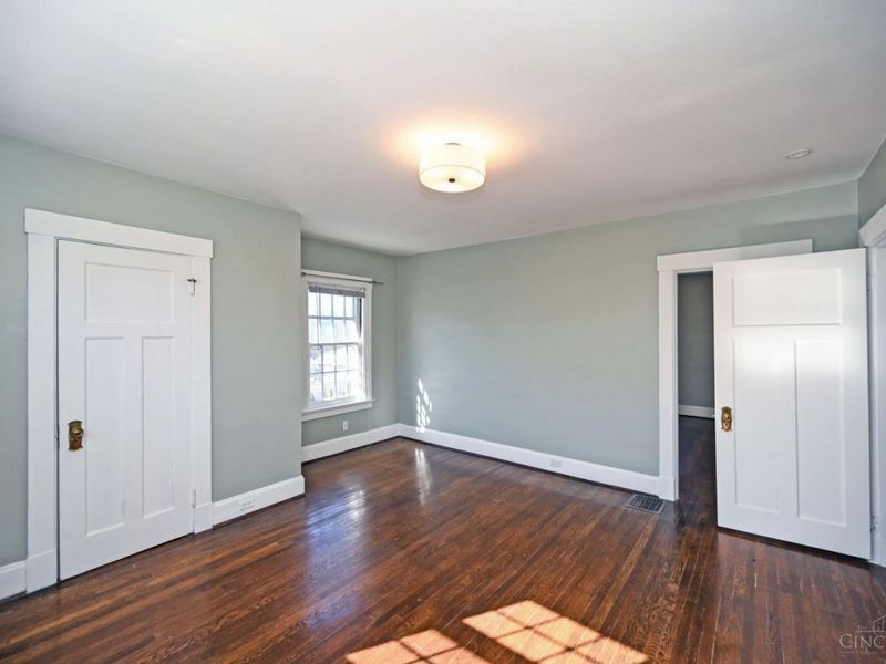 1284 Paddock Hills Avenue, Cincinnati, OH 45229 Photo 52