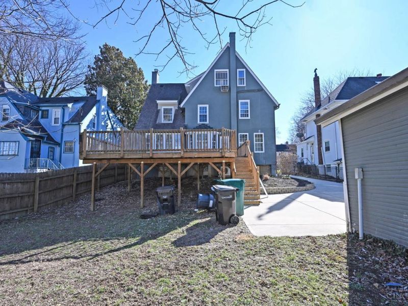 1284 Paddock Hills Avenue, Cincinnati, OH 45229 Photo 72
