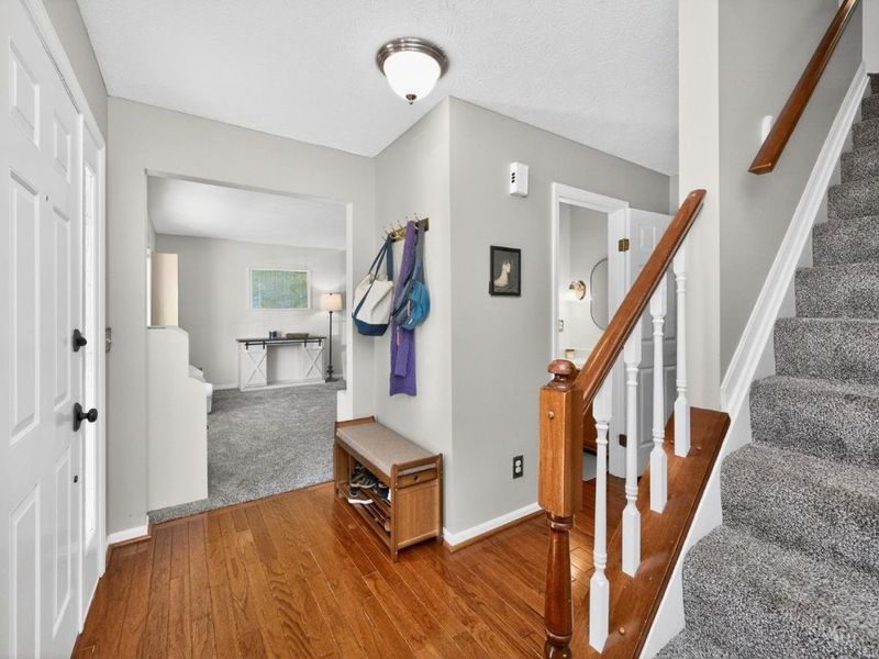 1068 Beacon Way Court, Hamilton Twp, OH 45039 Photo 7