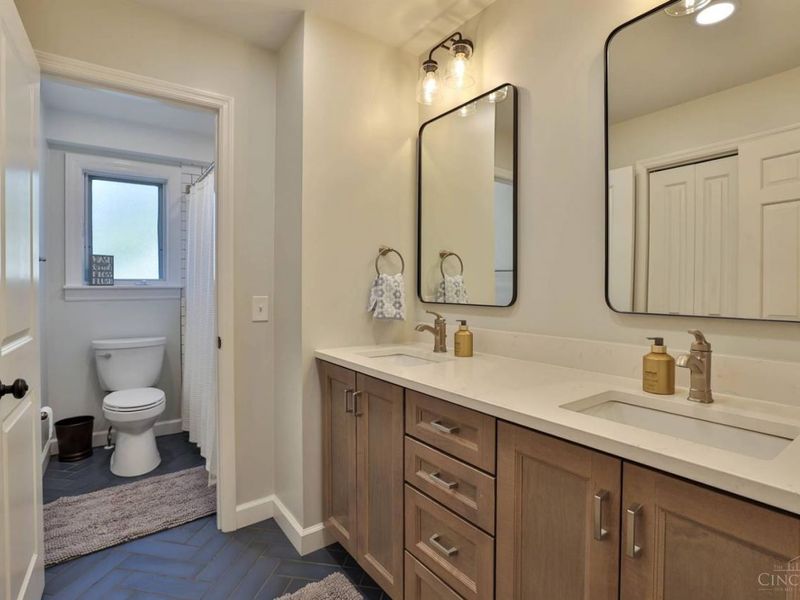 5994 Bayberry Drive, Sycamore Township, OH 45242 Photo 47