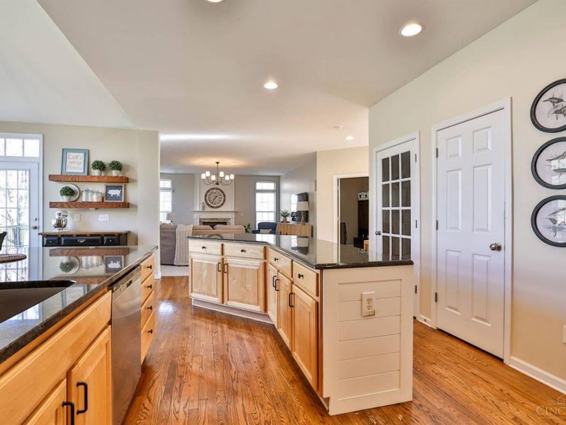 1790 Amberwood Way, Hamilton Twp, OH 45039 Photo 10