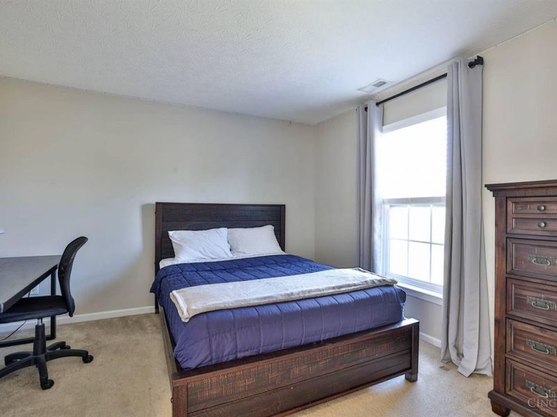 1790 Amberwood Way, Hamilton Twp, OH 45039 Photo 17