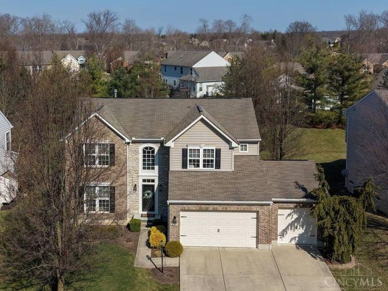 1790 Amberwood Way, Hamilton Twp, OH 45039 Photo 2