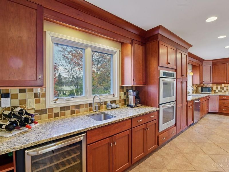 852 Finney Trail, Springfield Twp., OH 45224 Photo 14