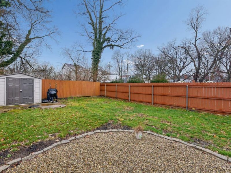 1723 Kinney Avenue, Cincinnati, OH 45207 Photo 37