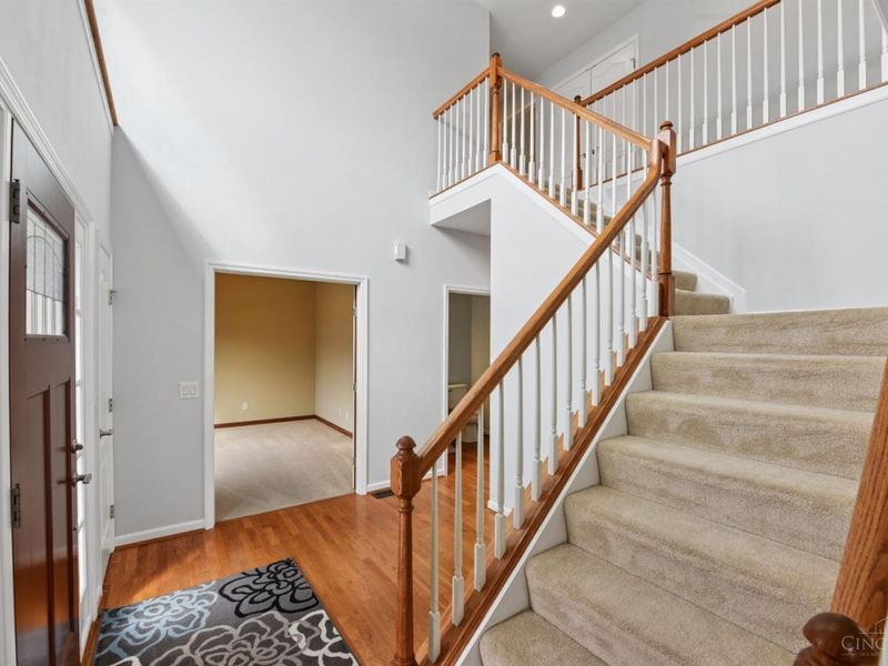 2256 Endovalley Drive, Anderson Twp, OH 45244 Photo 6