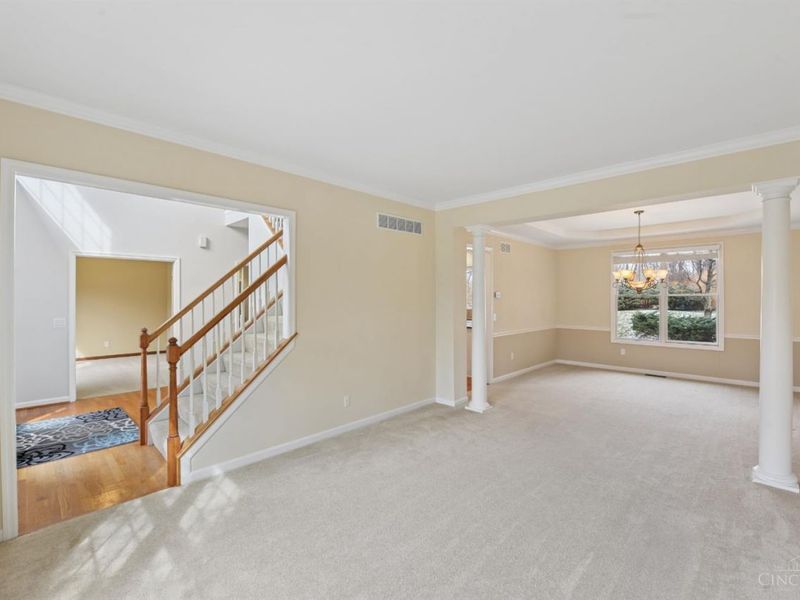 2256 Endovalley Drive, Anderson Twp, OH 45244 Photo 8