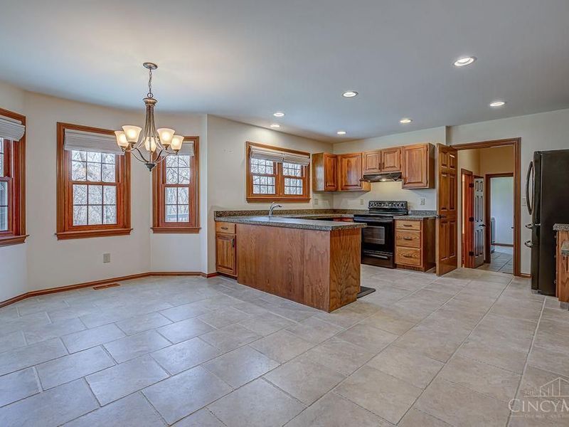 7350 Tepperwood Drive, West Chester, OH 45069 Photo 14