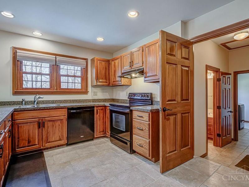 7350 Tepperwood Drive, West Chester, OH 45069 Photo 16