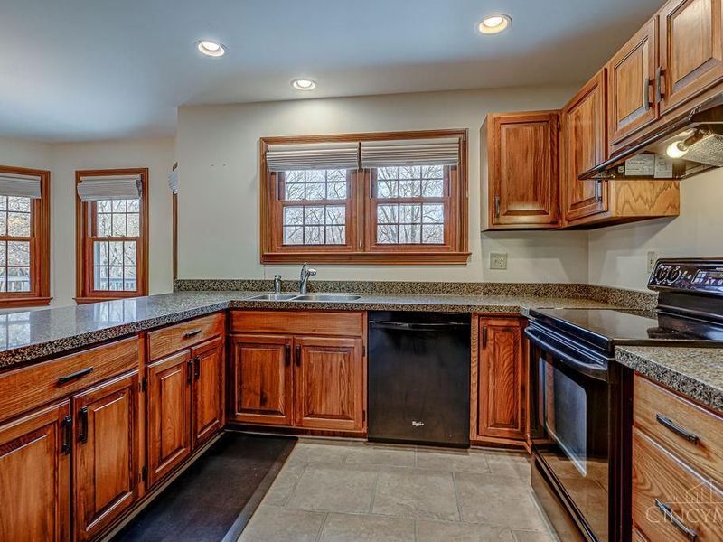 7350 Tepperwood Drive, West Chester, OH 45069 Photo 18