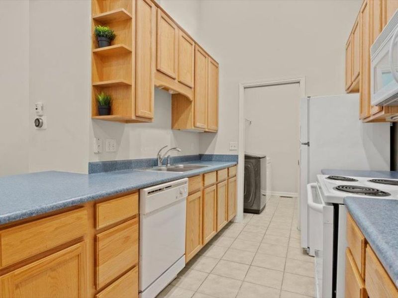 744 Breckenridge Court, Unit 204, Union Twp, OH 45244 Photo 12