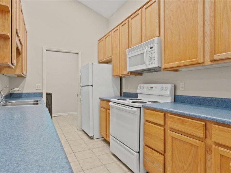 744 Breckenridge Court, Unit 204, Union Twp, OH 45244 Photo 13