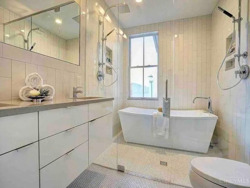 121 Green Street, Cincinnati, OH 45202 Photo 18