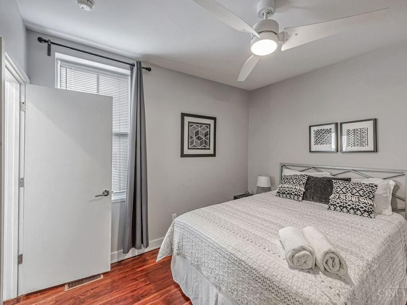 121 Green Street, Cincinnati, OH 45202 Photo 35